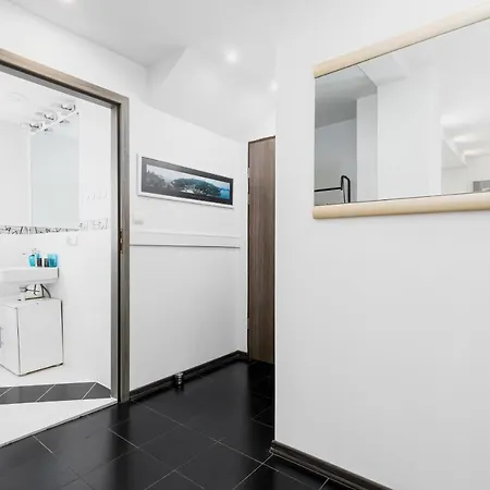 Slaska Apartments By Renters
